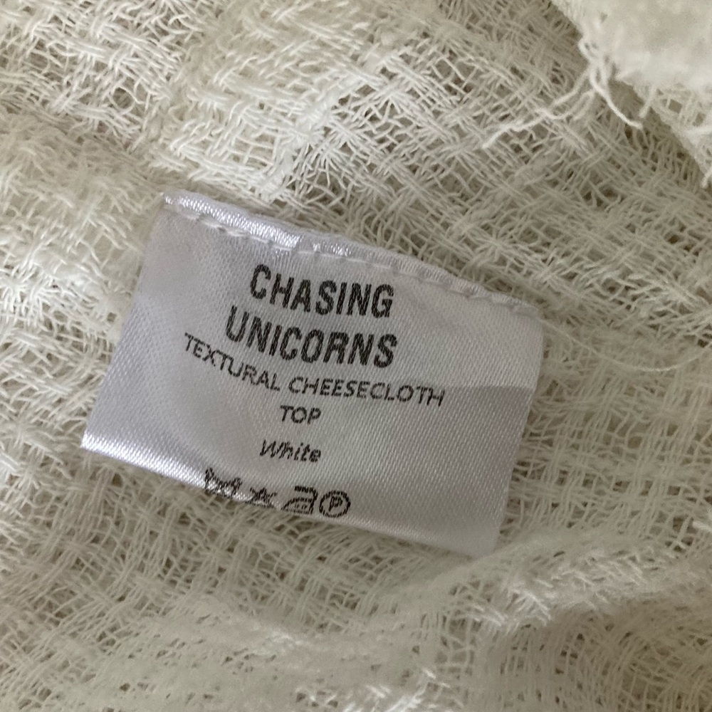 SOLD💫 Chasing Unicorns Precious Angel Embroidered Cropped Camisole sz S - Picture 15 of 15